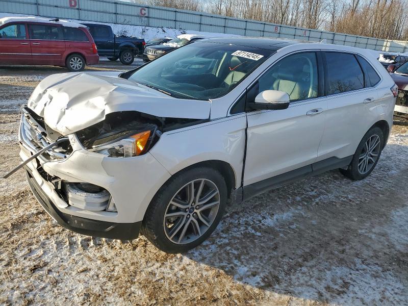 2019 Ford Edge Titanium