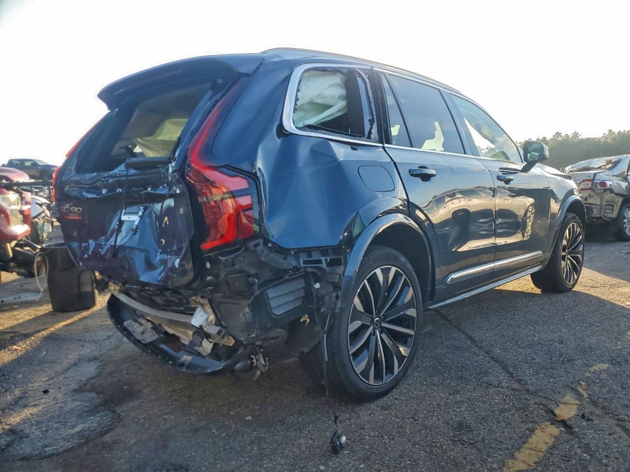 2025 Volvo Xc90 Ultra