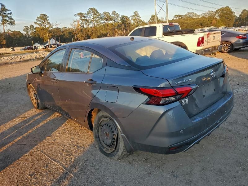 2020 Nissan Versa s