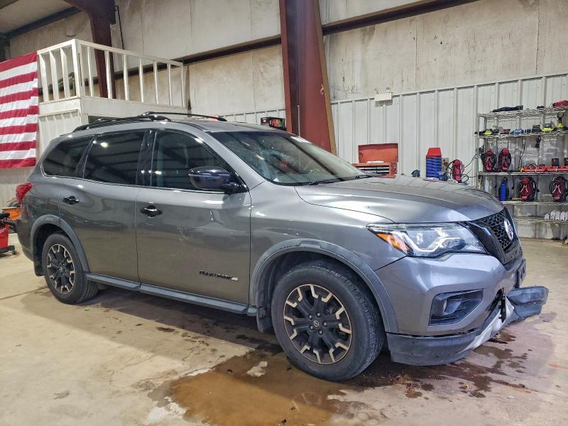 2019 Nissan Pathfinder s