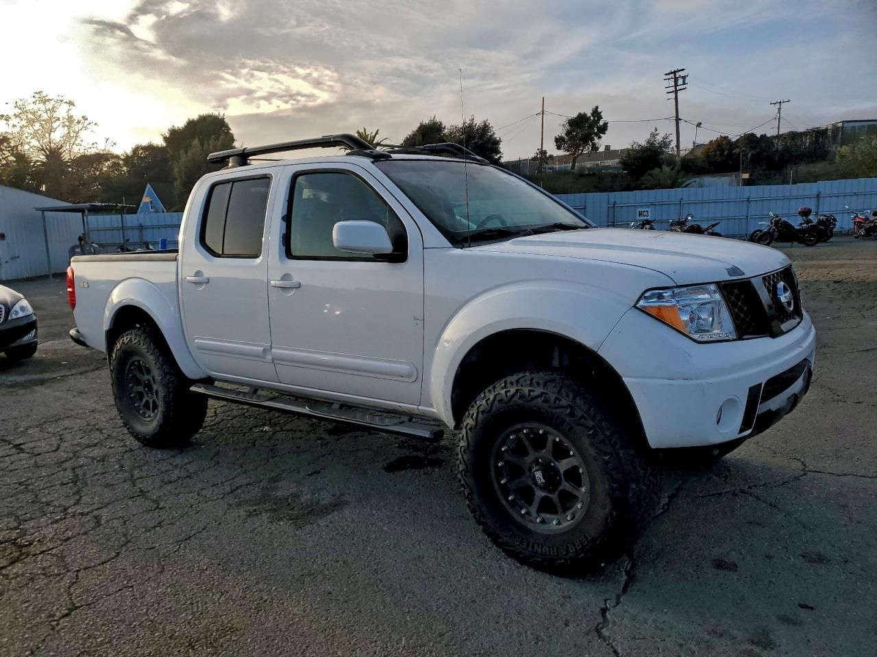 2006 Nissan Frontier Crew Cab LE