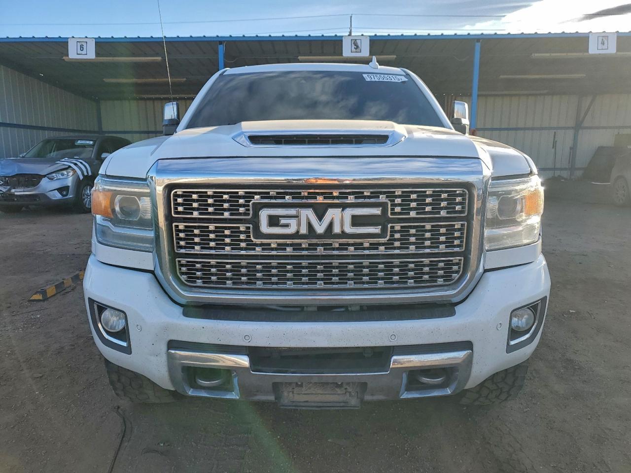 2019 GMC Sierra K2500 Denali
