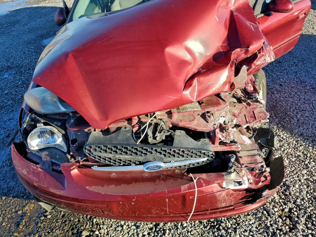 2003 Ford Taurus se