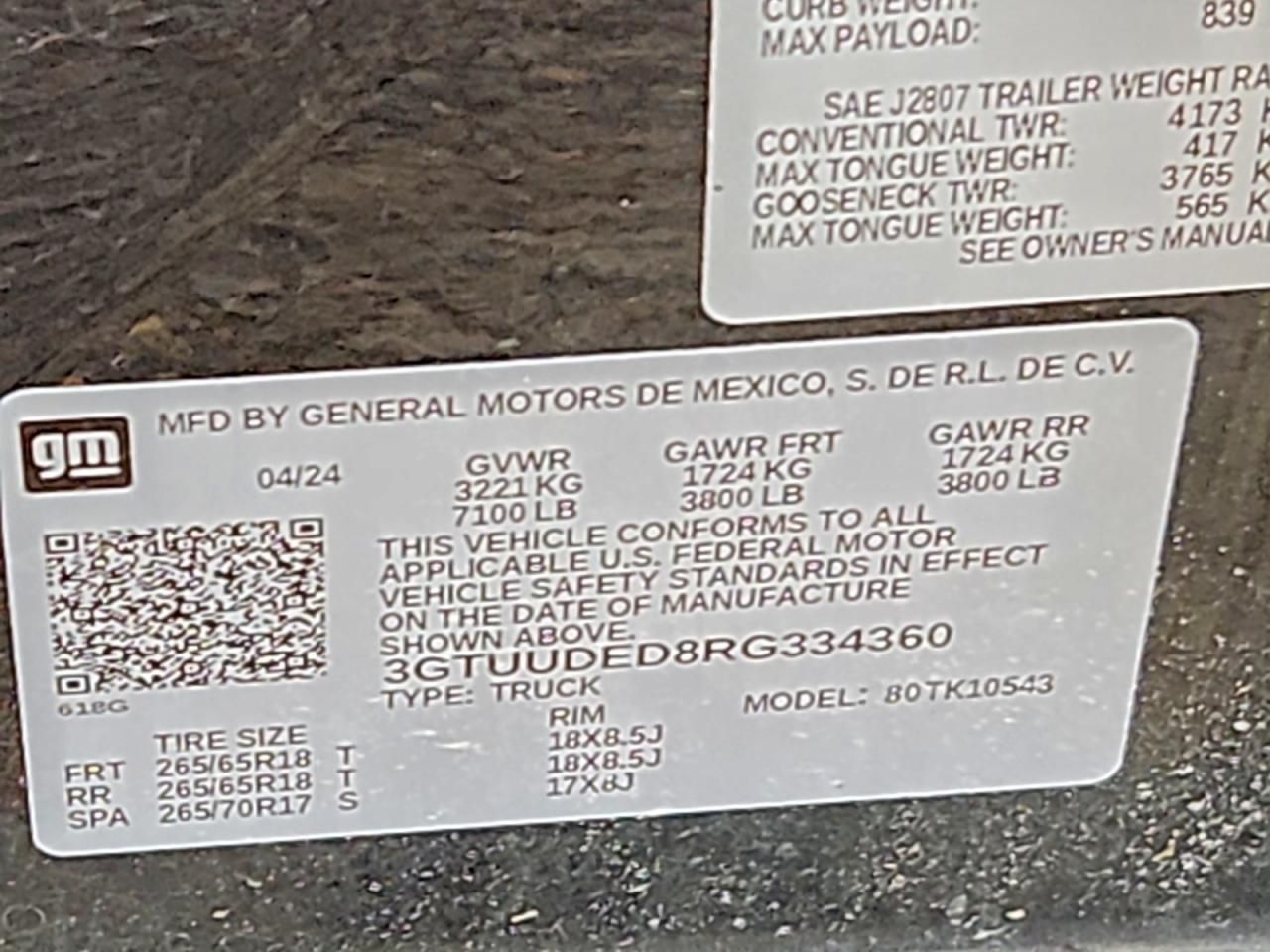 2024 GMC Sierra K1500 slt