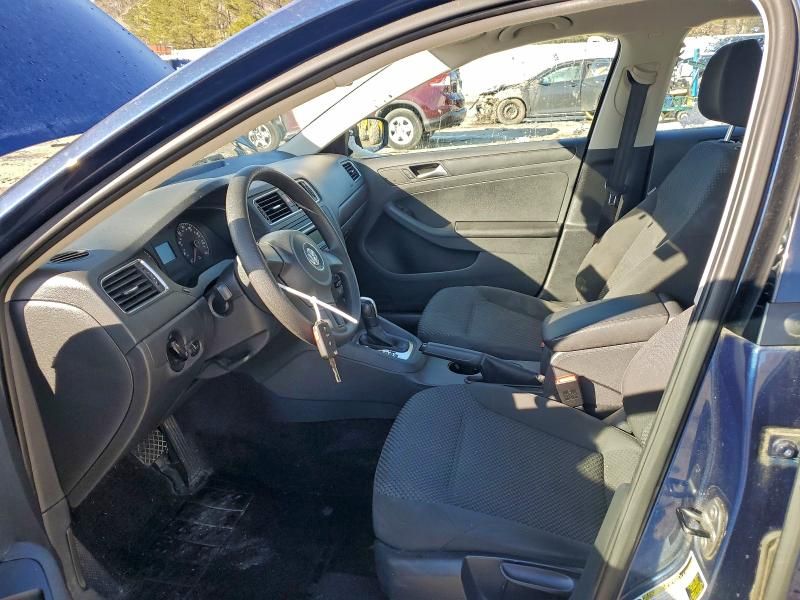 2013 Volkswagen Jetta Base