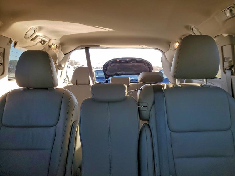 2017 Toyota Sienna xle 8-passenger