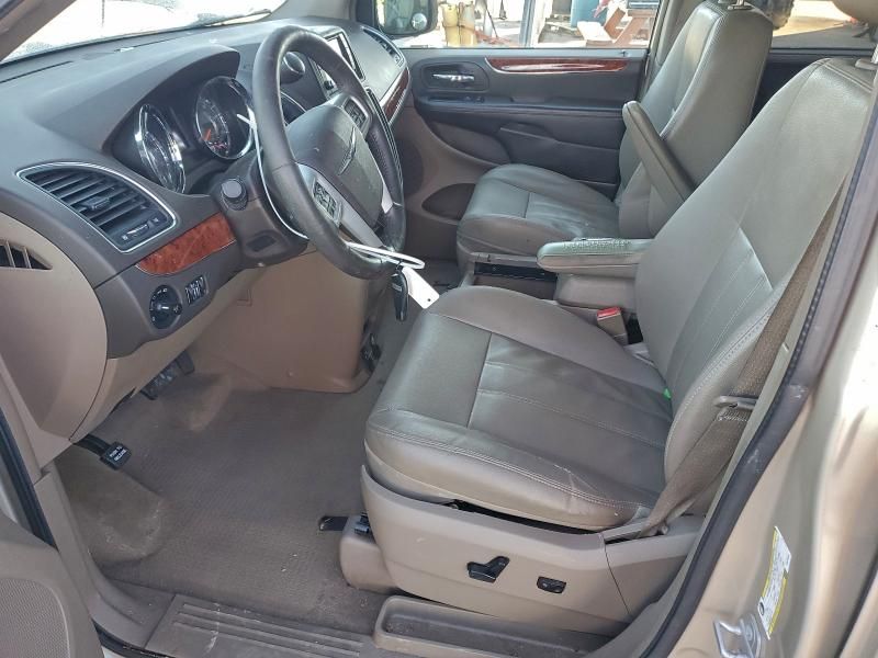 2015 Chrysler Town & Country Touring