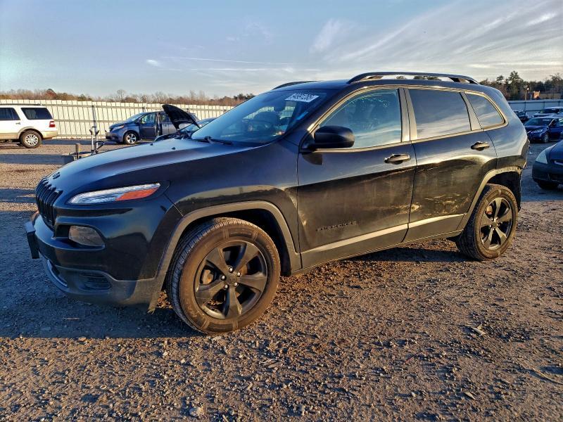 2017 Jeep Cherokee Sport