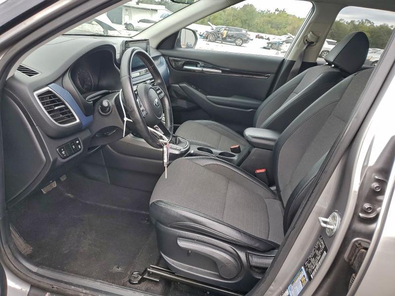 2021 KIA Seltos s