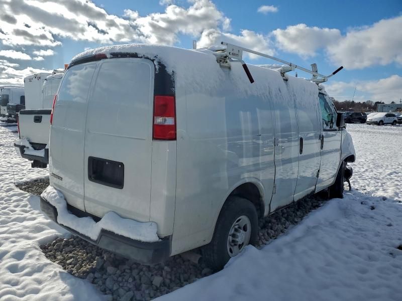 2020 Chevrolet Express Delivery van