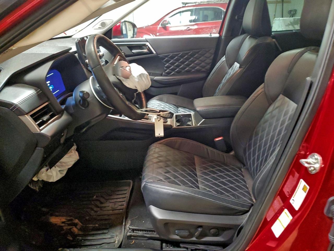 2023 Mitsubishi Outlander sel