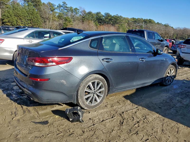 2020 KIA Optima ex