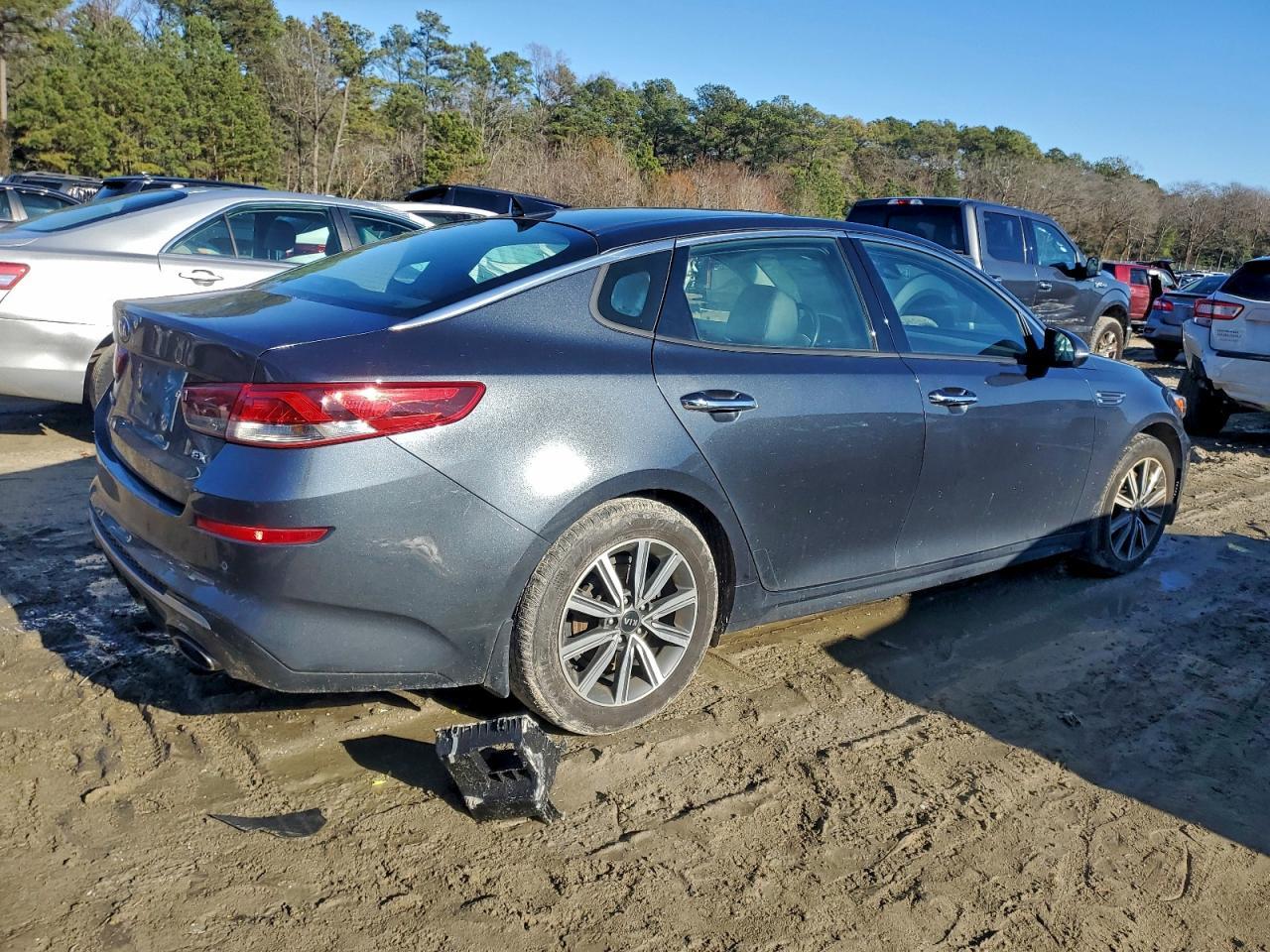 2020 KIA Optima ex