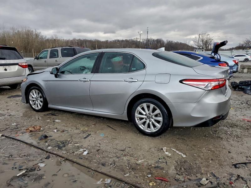 2020 Toyota Camry le