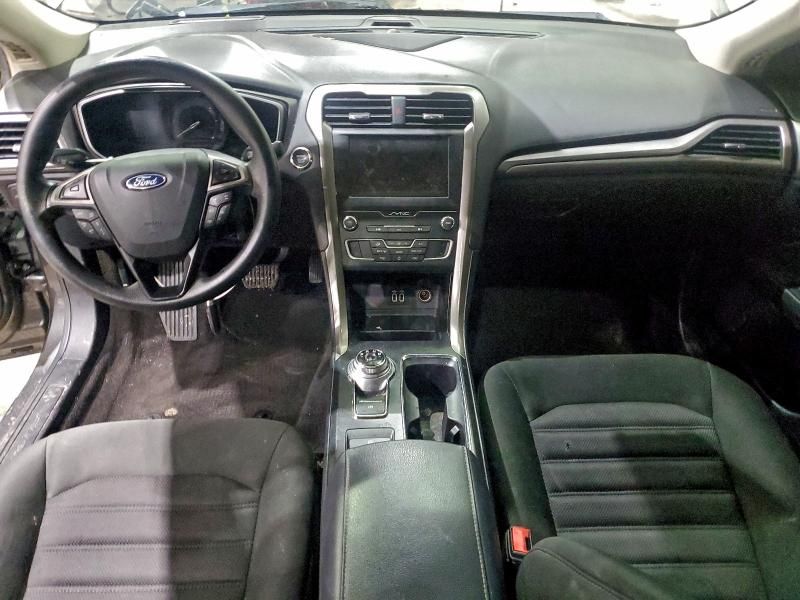 2019 Ford Fusion se