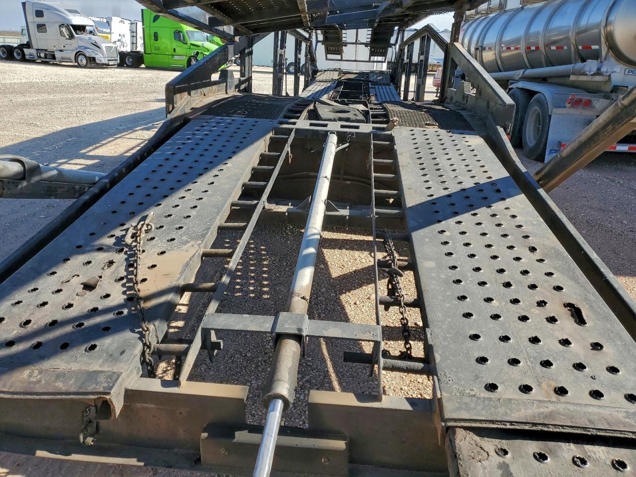 2010 Sun Valley Car Carrier