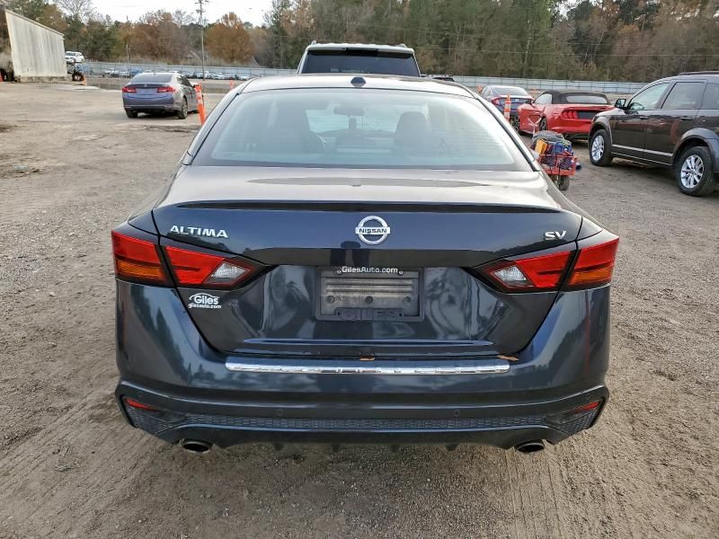 2021 Nissan Altima sv