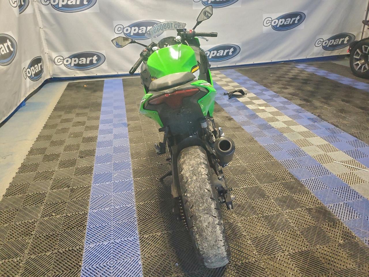 2025 Kawasaki EX500 H