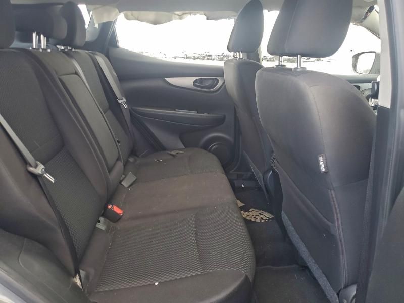 2018 Nissan Rogue Sport s