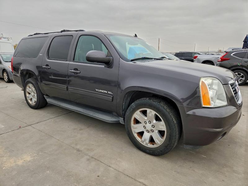 2010 GMC Yukon xl C1500 slt