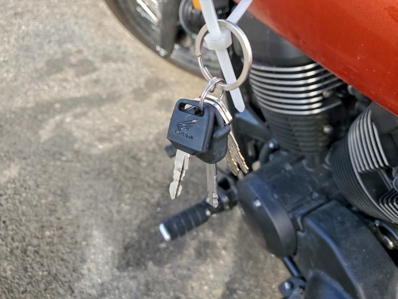 2025 Honda VT750 C2B