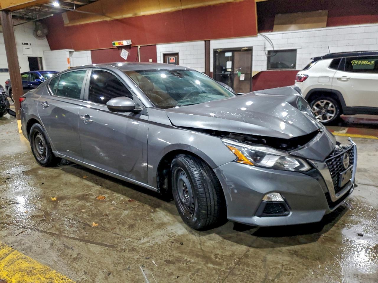 2021 Nissan Altima 2.5 s