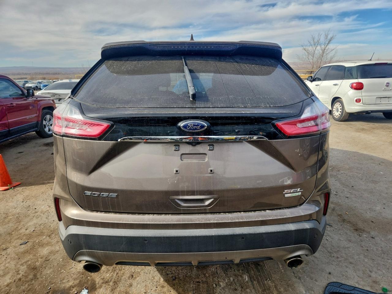 2019 Ford Edge sel