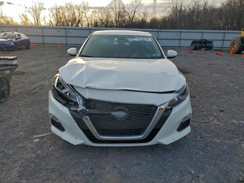 2019 Nissan Altima s