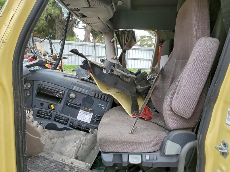 2019 Freightliner Cascadia 125