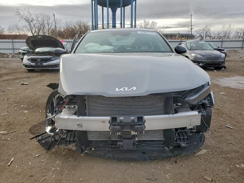 2025 KIA K5 gt Line
