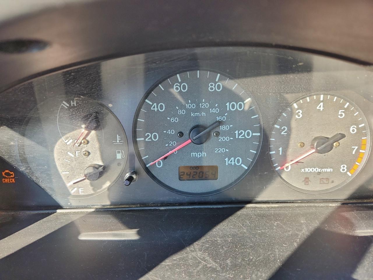 1999 Mazda Protege es