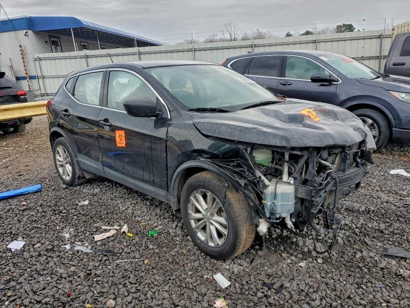 2018 Nissan Rogue Sport s