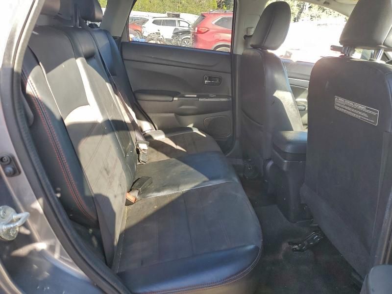 2018 Mitsubishi Outlander Sport es