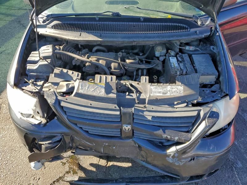 2005 Dodge Grand Caravan sxt