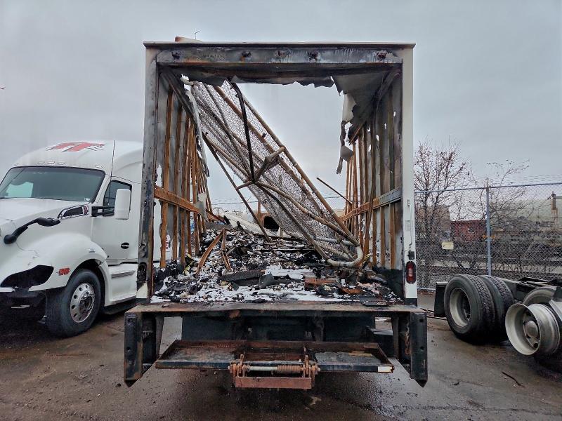 2018 Isuzu Npr box Truck