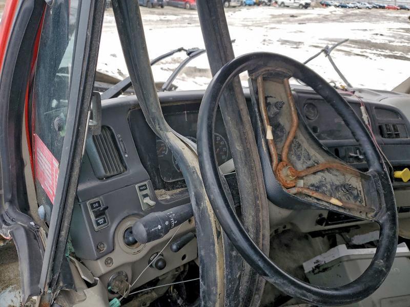 2005 Sterling LT 9500