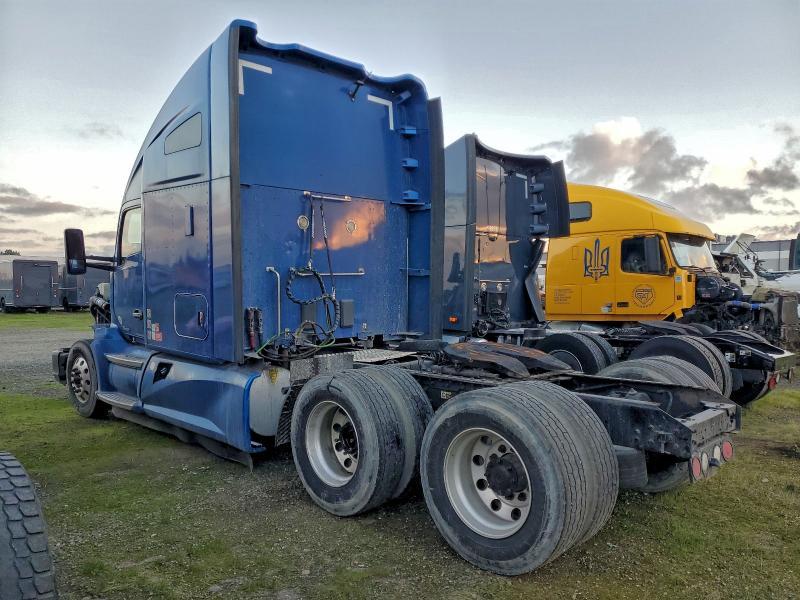 2018 Kenworth T680 Semi Truck