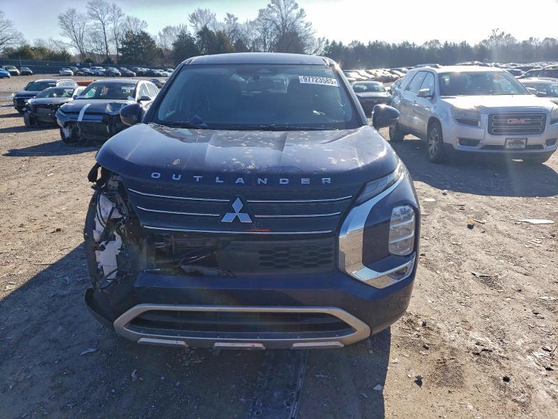 2023 Mitsubishi Outlander se