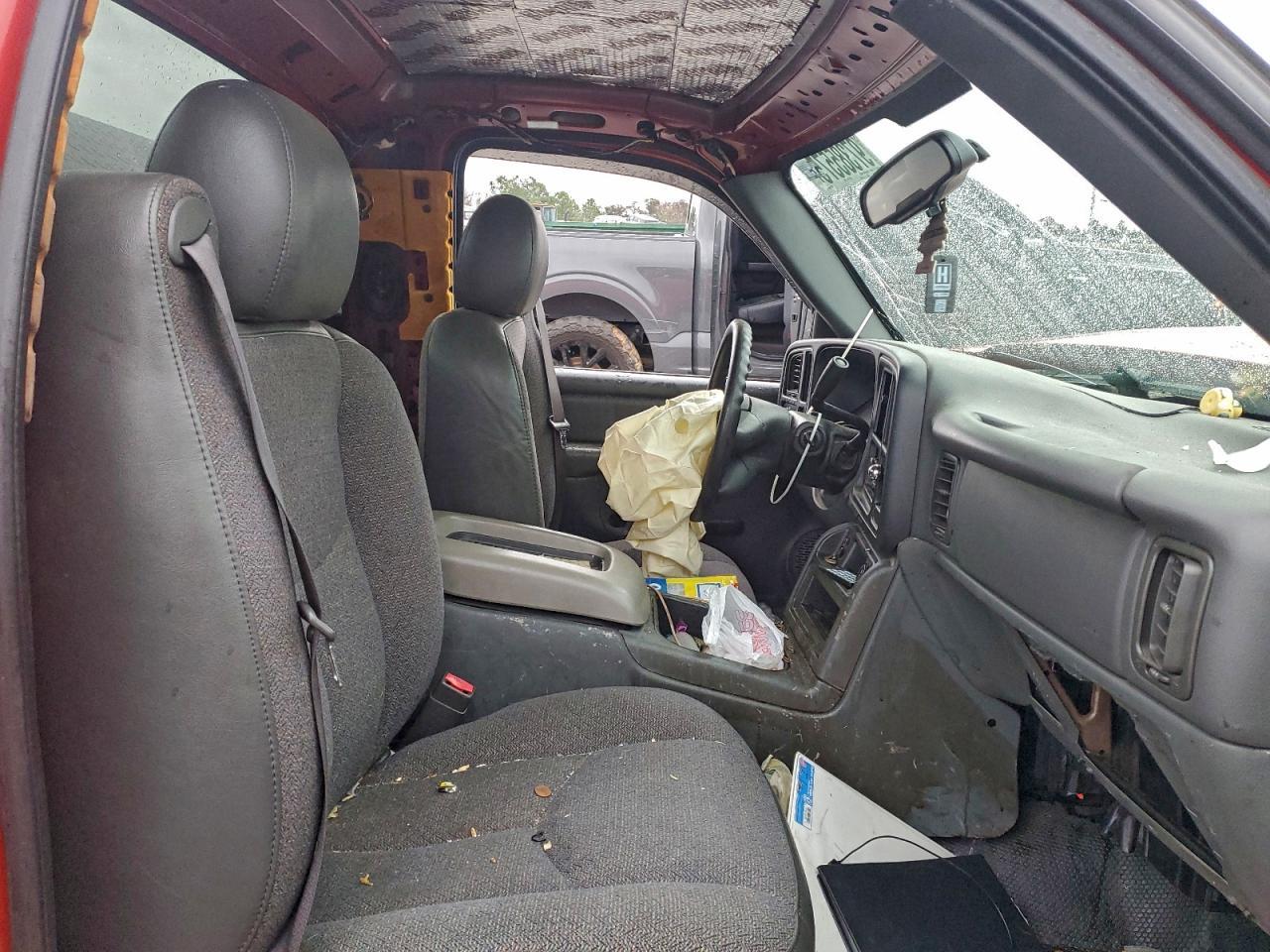 2004 Chevrolet Silverado C1500