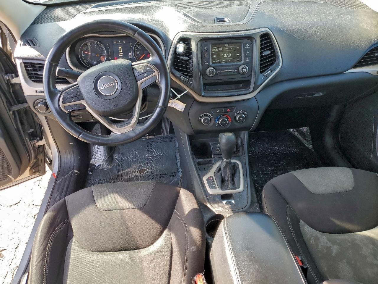 2015 Jeep Cherokee Sport