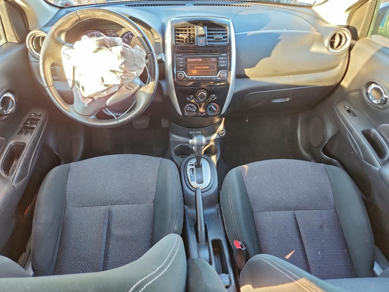 2018 Nissan Versa s