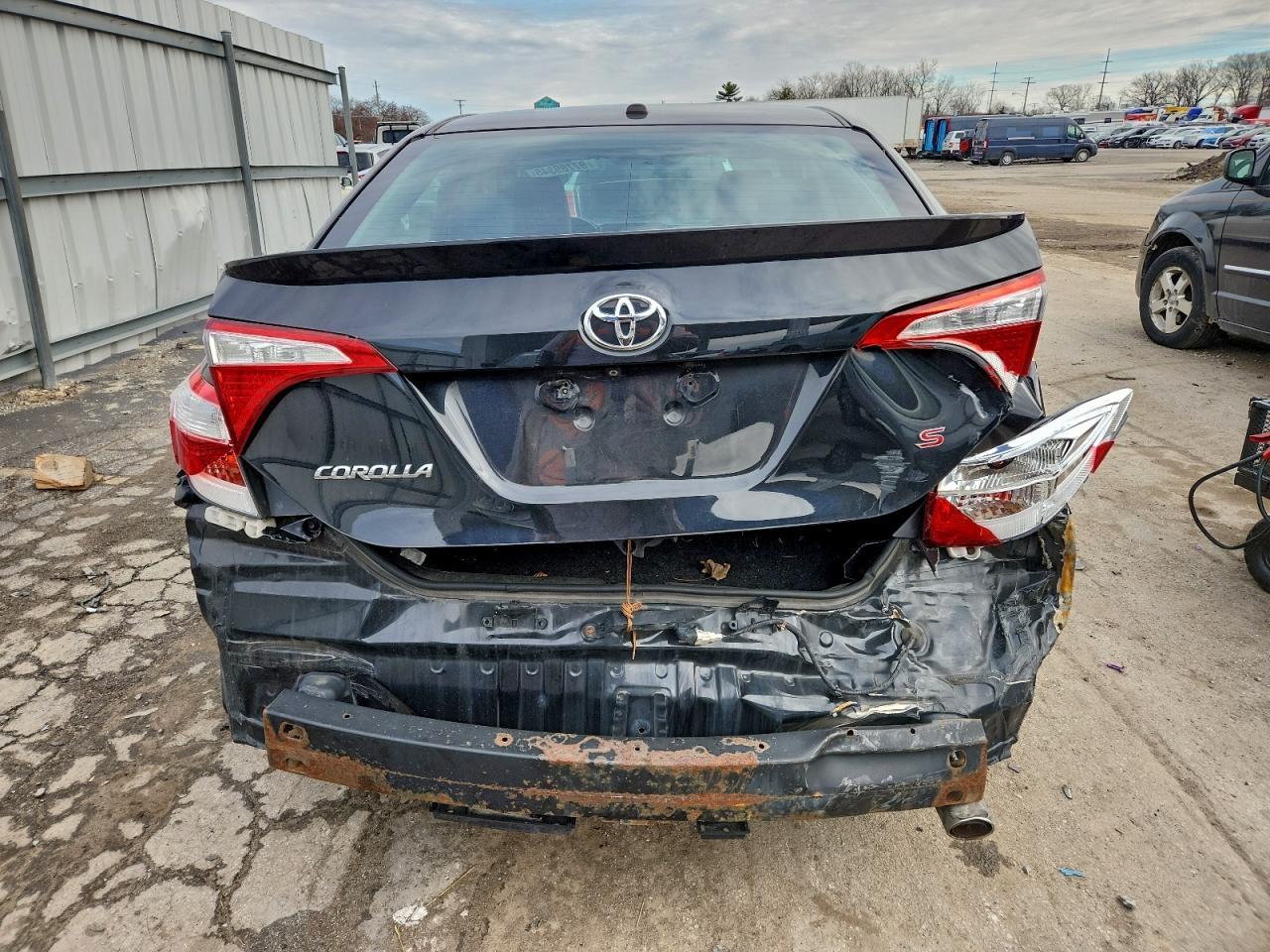2015 Toyota Corolla l