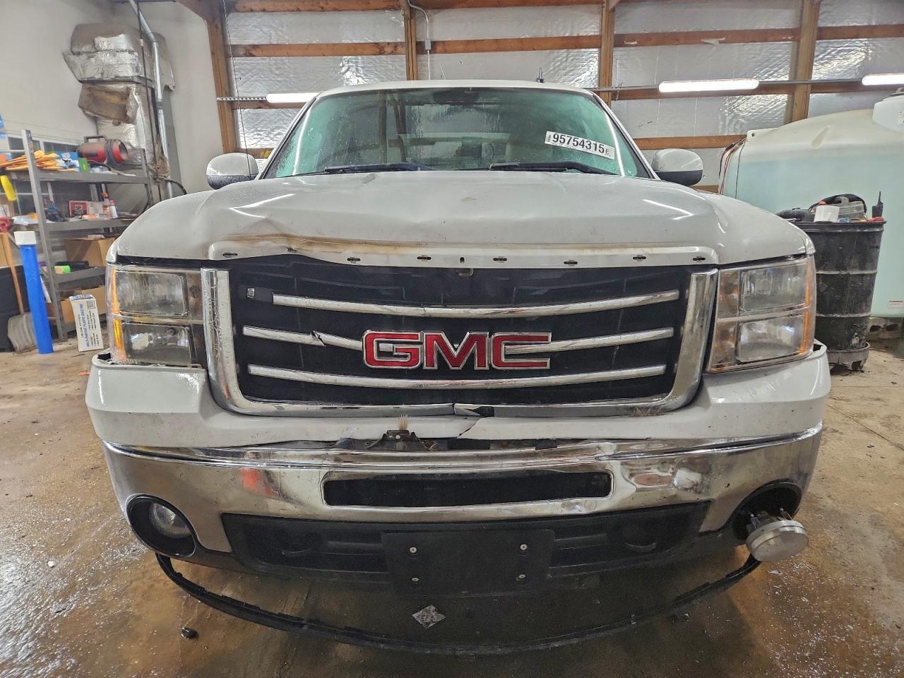 2013 GMC Sierra K1500 slt