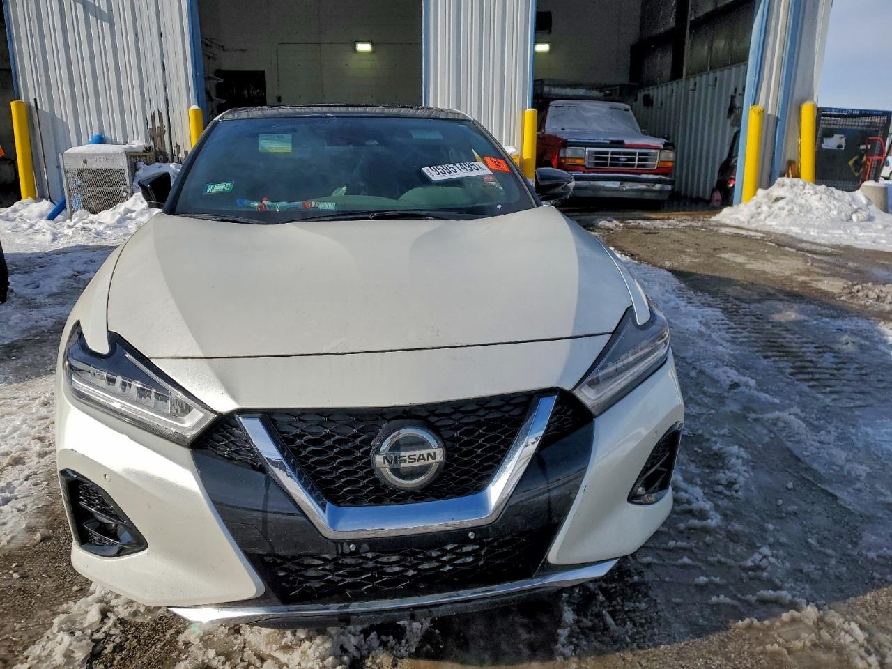 2020 Nissan Maxima sr