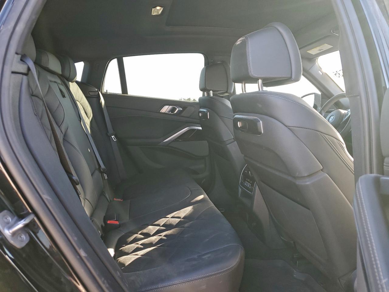 2024 BMW X6 Xdrive40i