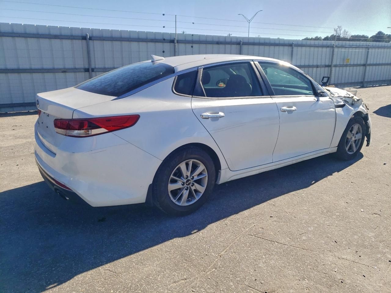 2017 KIA Optima lx