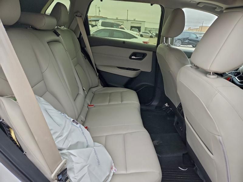 2024 Nissan Rogue sl