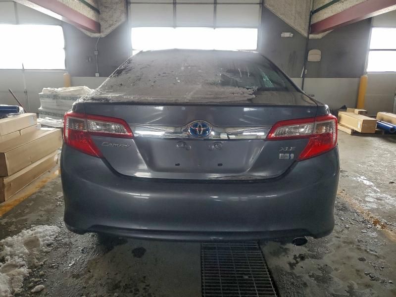 2013 Toyota Camry Hybrid