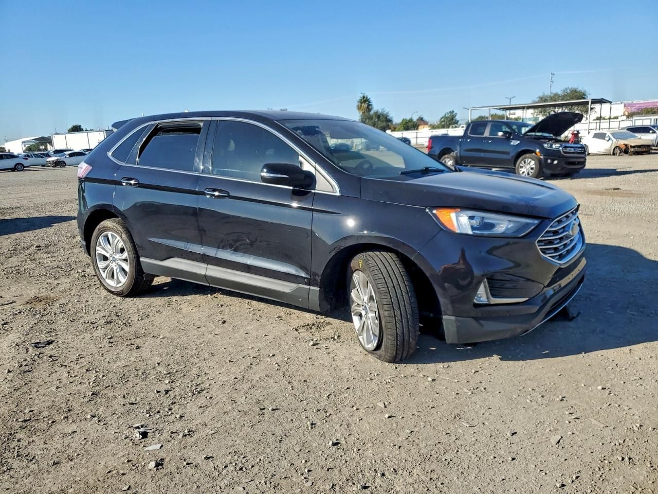 2022 Ford Edge Titanium