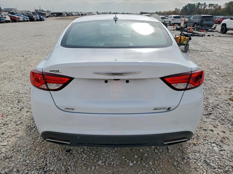 2016 Chrysler 200 s